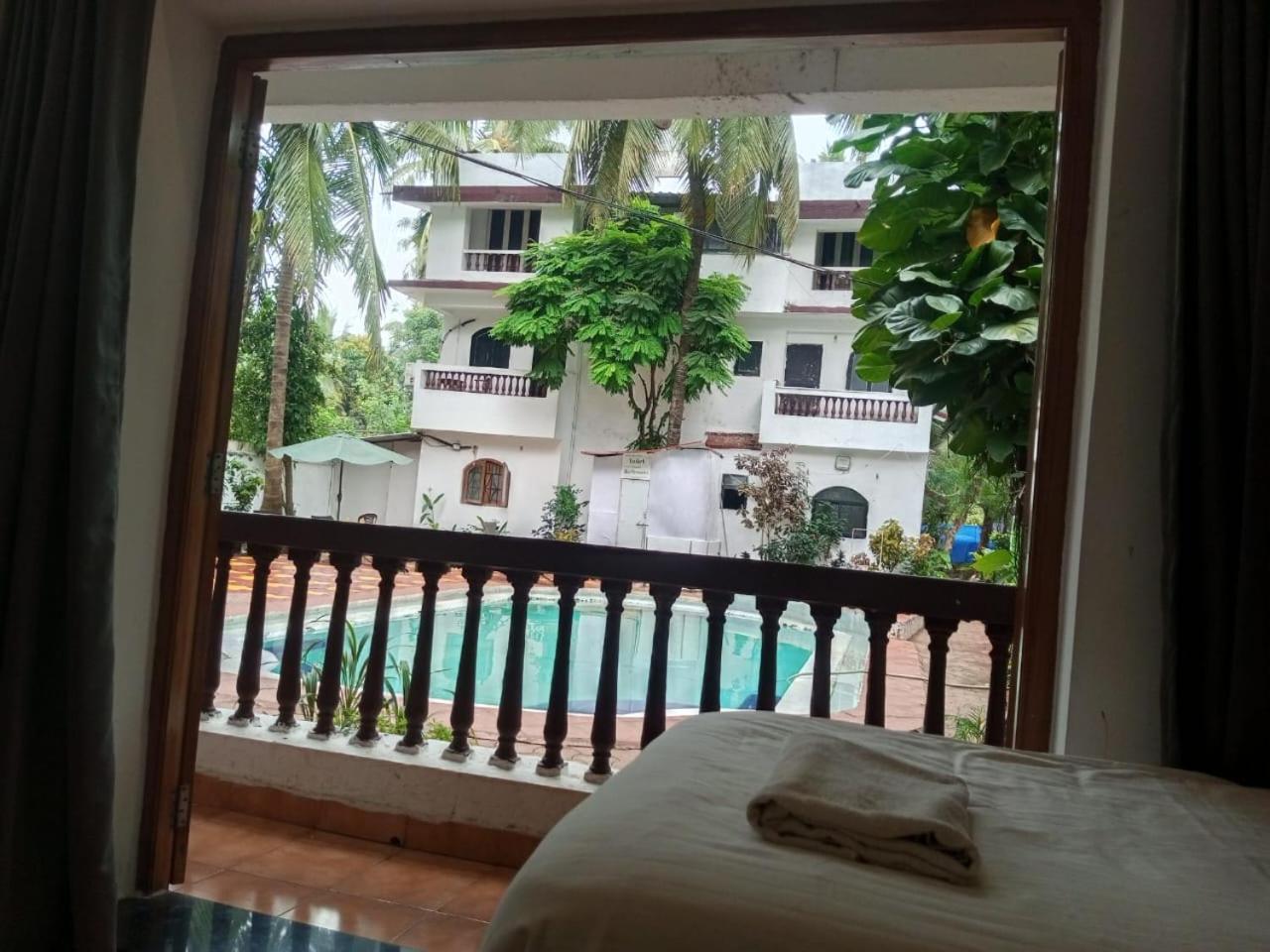 Ritchita Beach Way Calangute Exteriör bild